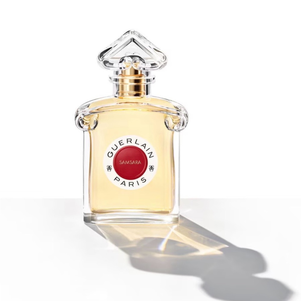 Guerlain Samsara Fragrance with Gold and Red Accents - Picture 3 of 5